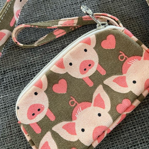 Bungalow 360 Pig Crossbody Bag and Matching Coin Case - Picture 3 of 9